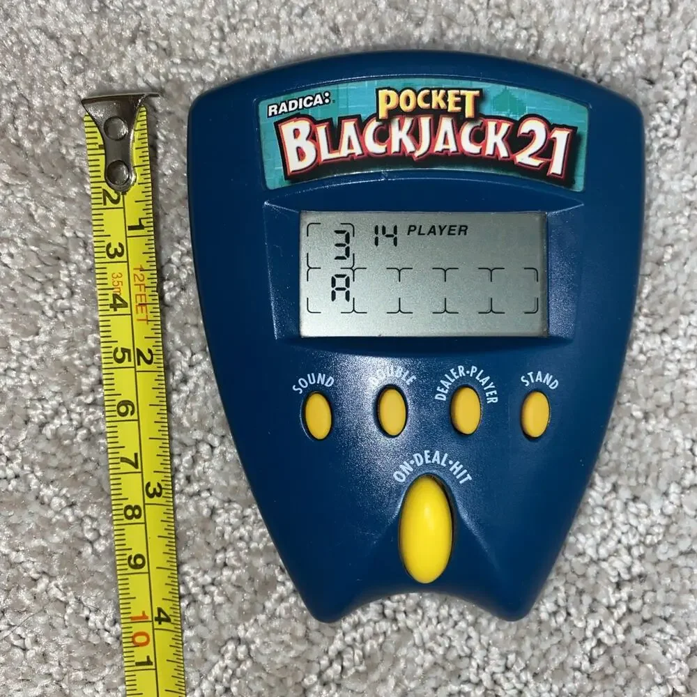 Radica Pocket BLACKJACK 21 Handheld Electronic Game vintage works